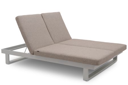 Lifestyle Massimo ligbed met kussen wit/sandy