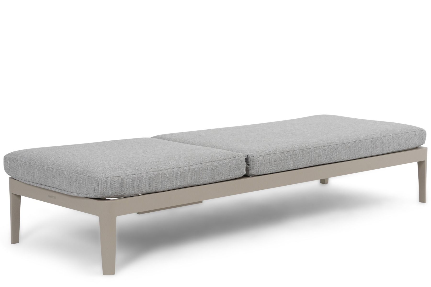 Lifestyle Mateo ligbed met kussen loft/earth