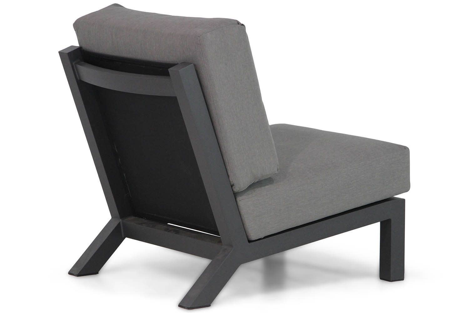 4 Seasons Outdoor Capitol modular center with 2 cushions