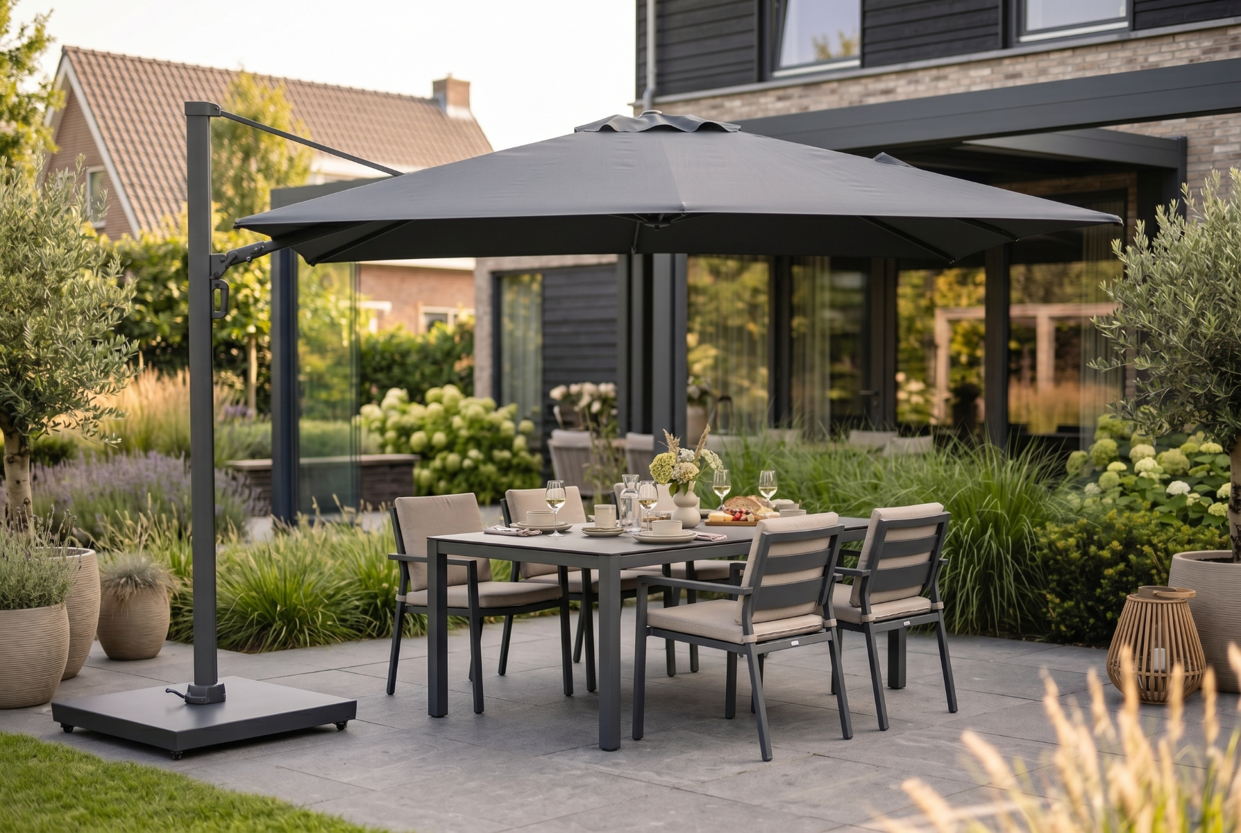 Camello Luna zweefparasol 3.5x2.6m Graphite (incl. voet en hoes)