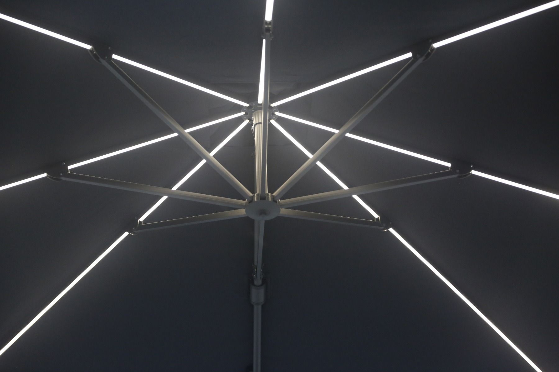 Camello Luna LED zweefparasol 3x3m S2 Excellent (excl. voet)