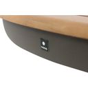 Detail van teakhouten tafelblad met op terre aluminium frame thumbnail