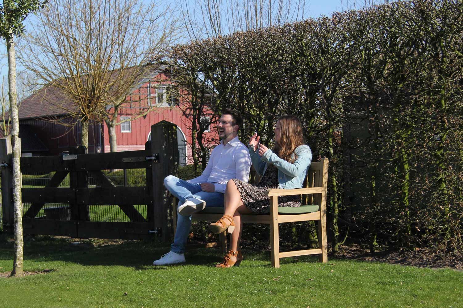 Garden Collections Preston tuinbank teak 180 cm incl. orange kussen thumbnail