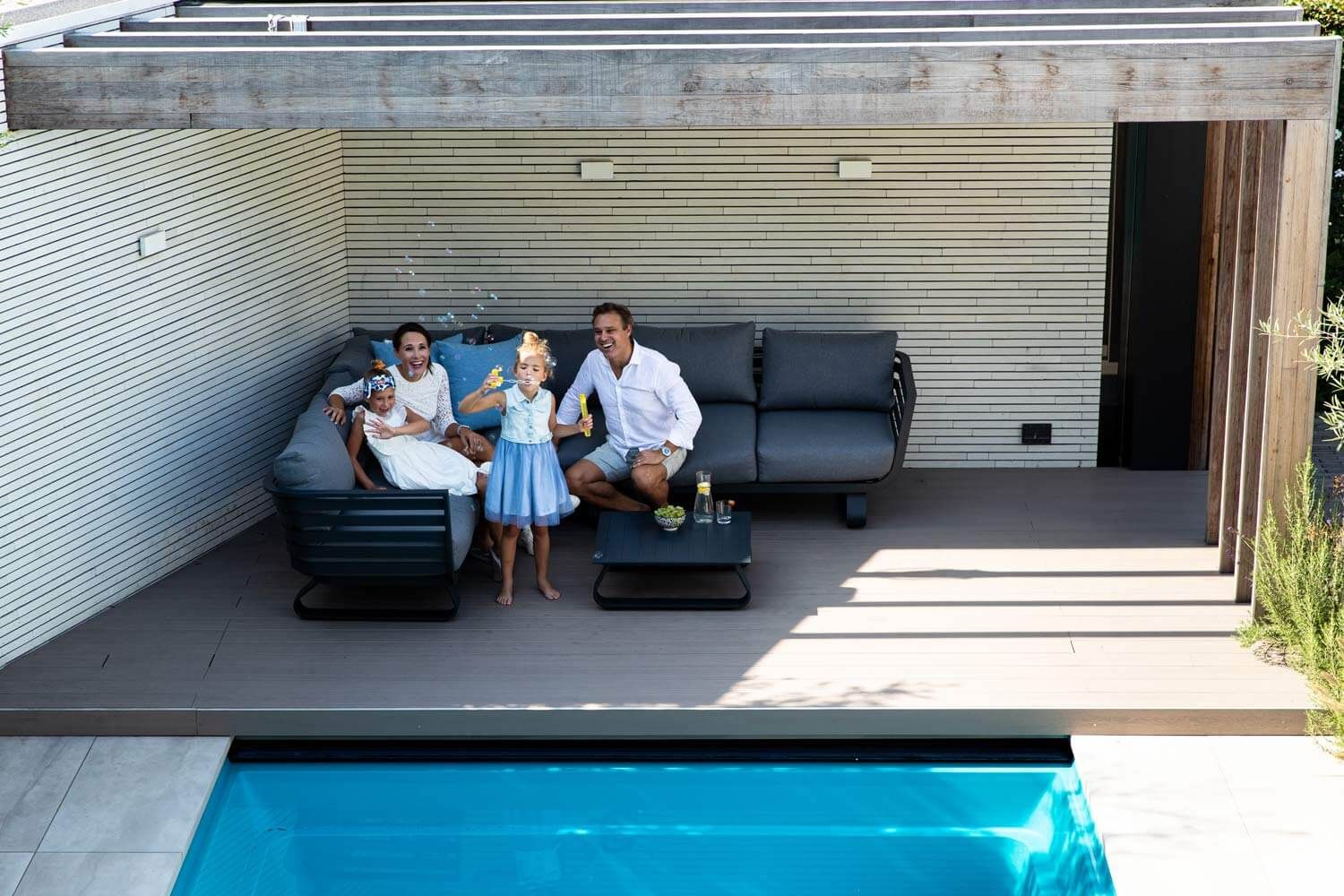 Santika Sovita hoek loungeset 5-delig