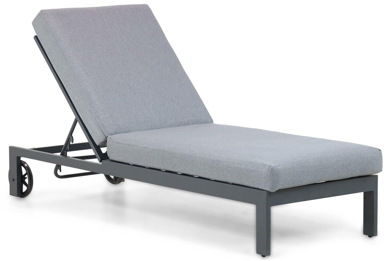 Santika Mulsanne lounger