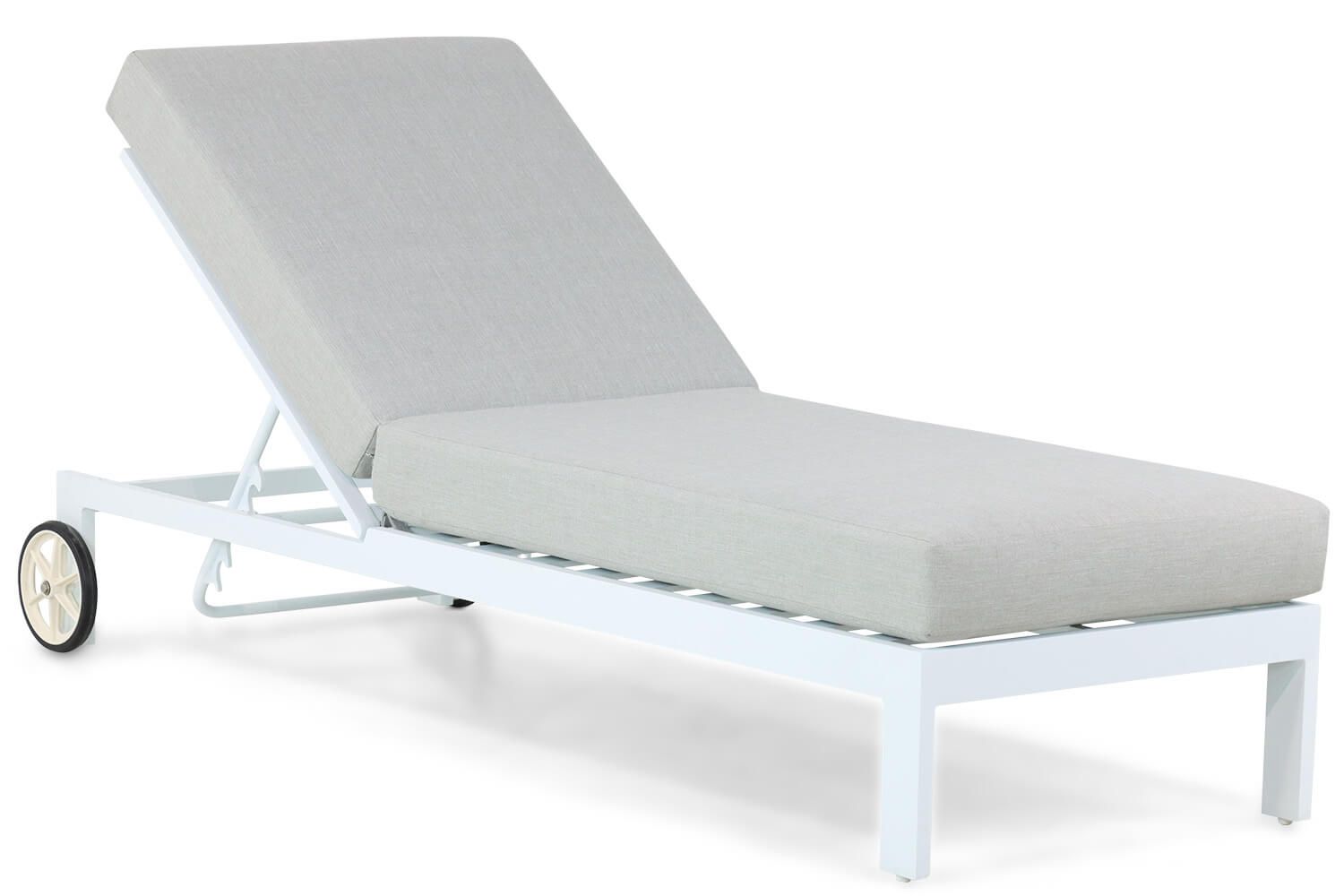 Santika Mulsanne lounger