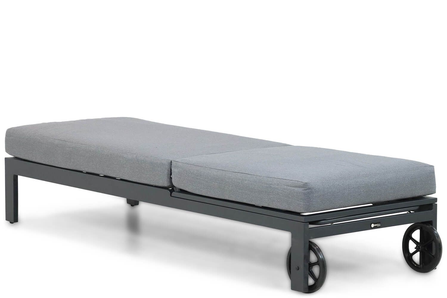 Santika Mulsanne lounger