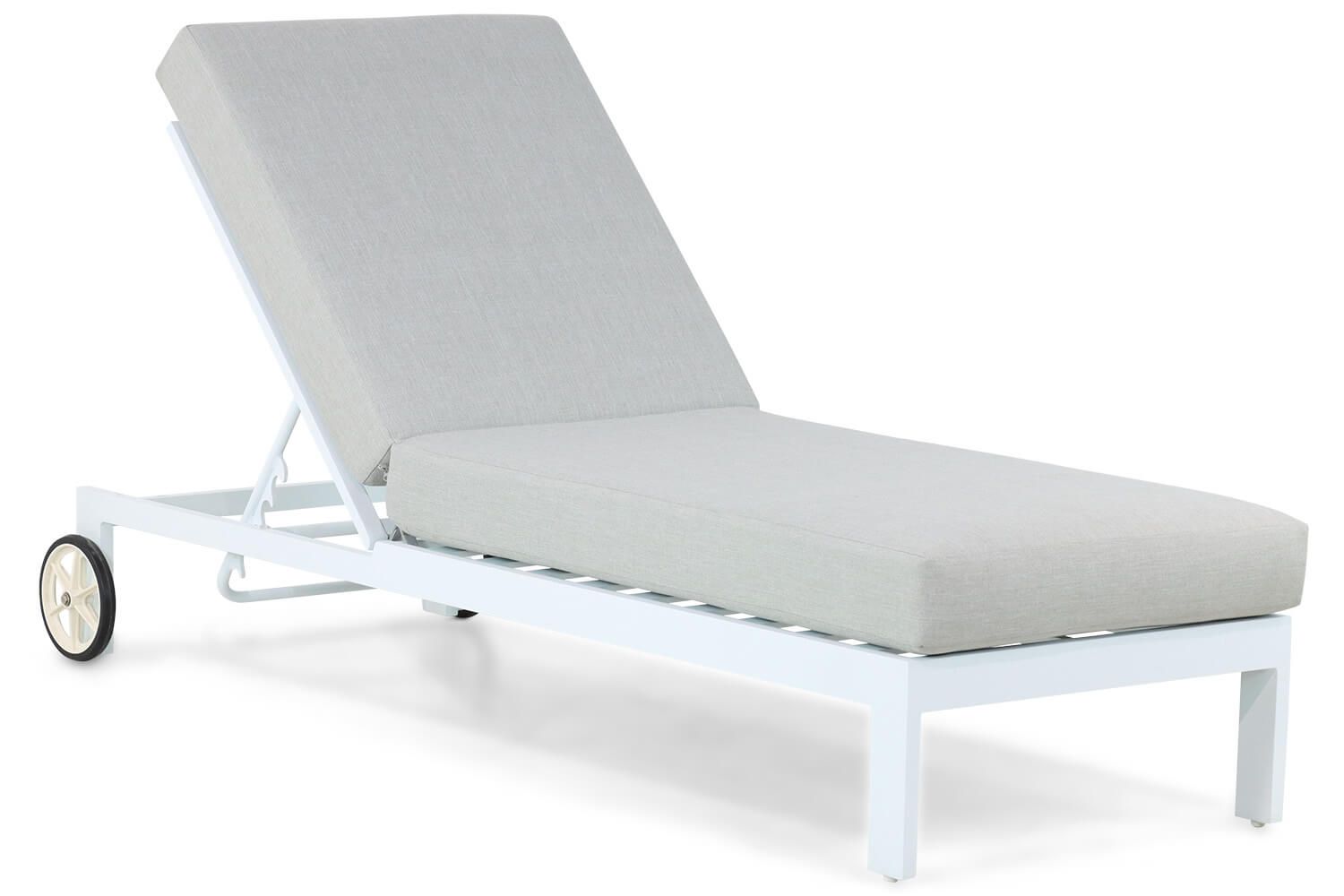 Santika Mulsanne lounger