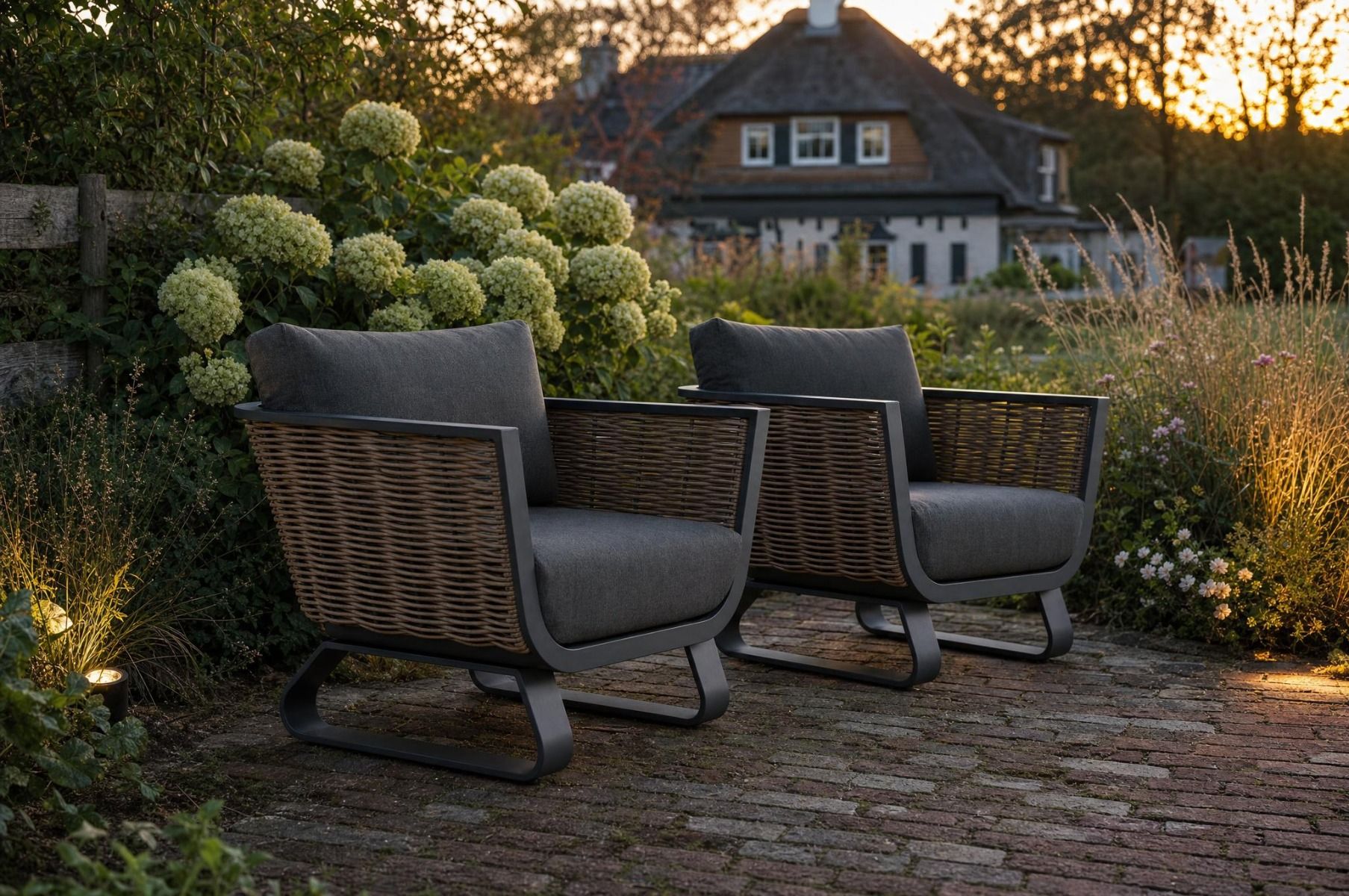 Santika Tika lounge tuinstoel
