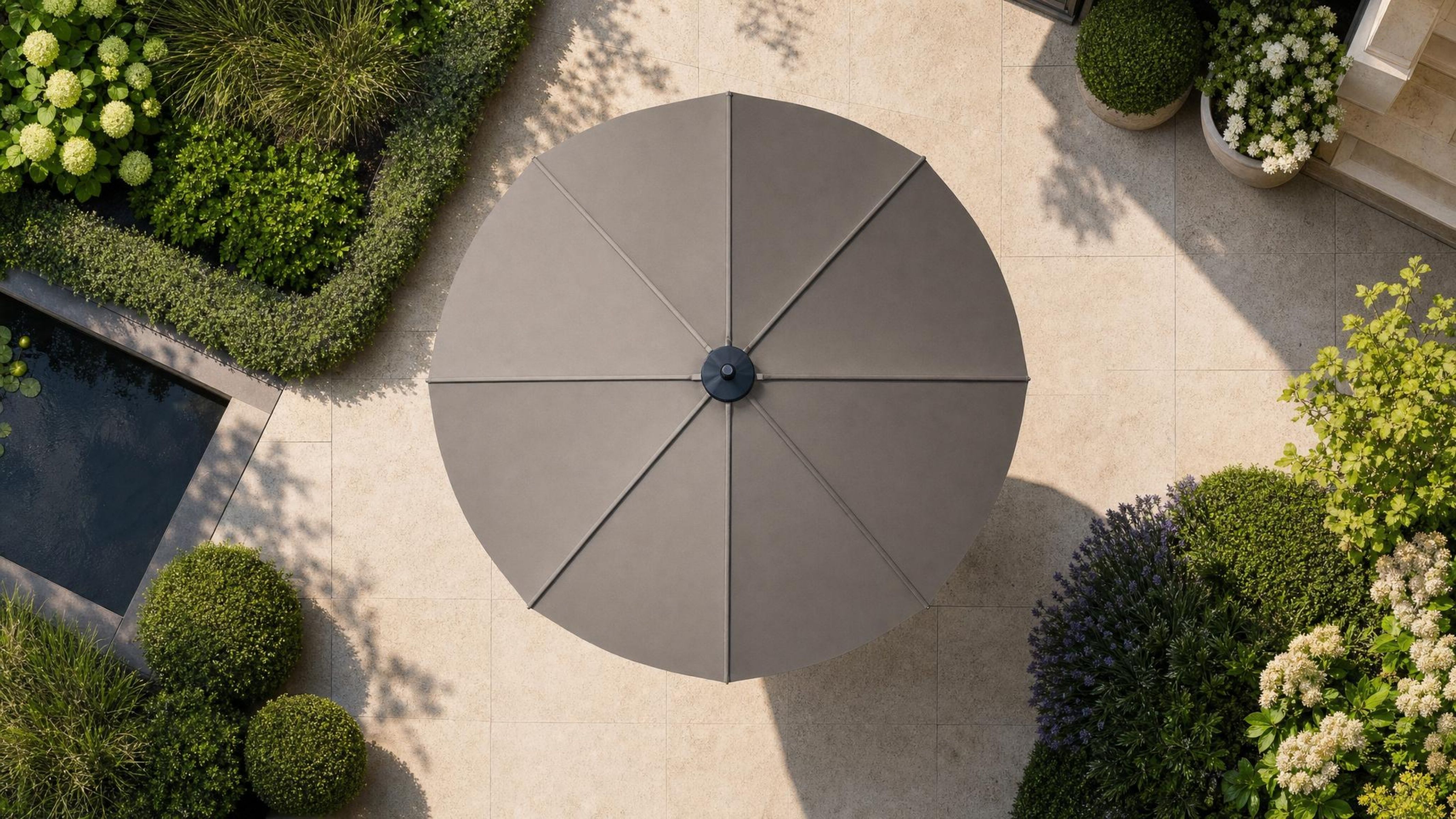 Zweefparasols rond category image