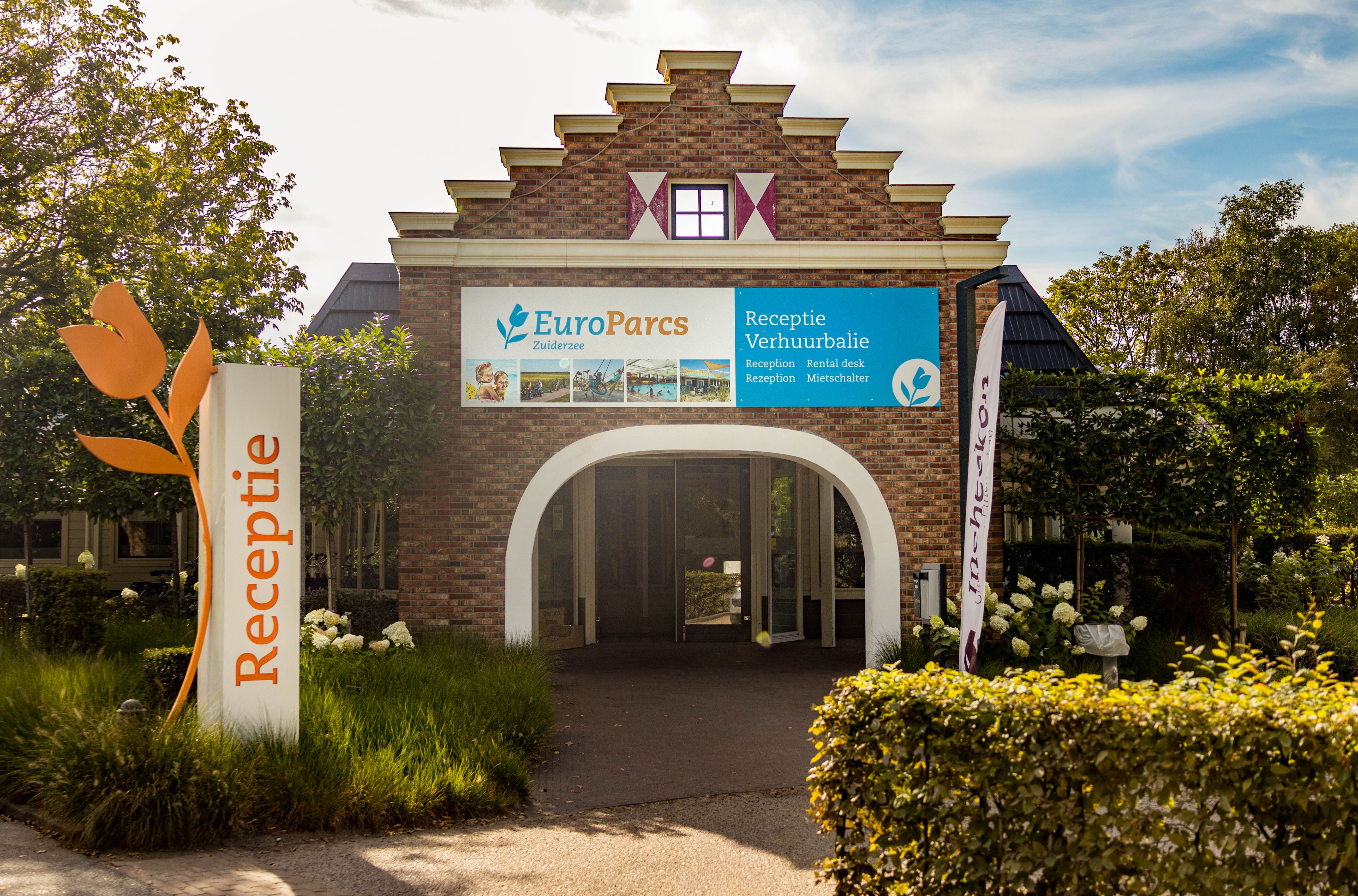 Europarcs – Vooraanzicht ingang receptie