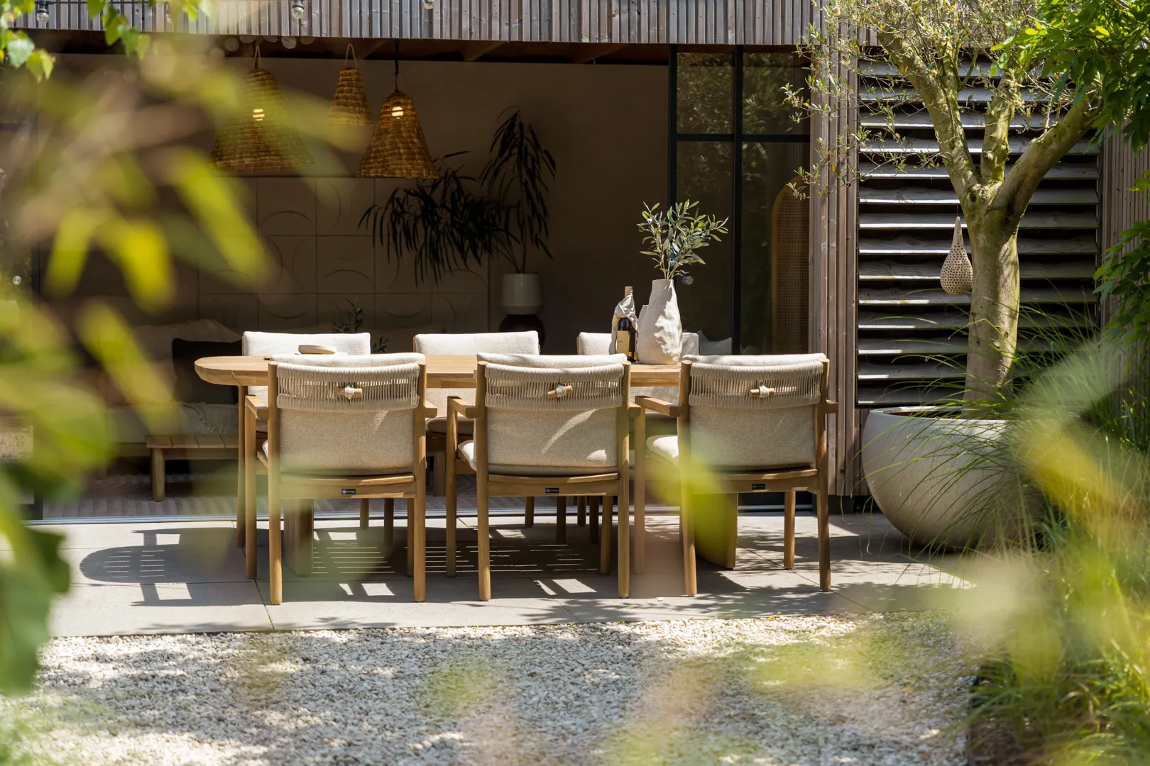 Tuinsets om aan te schuiven in Veenendaal