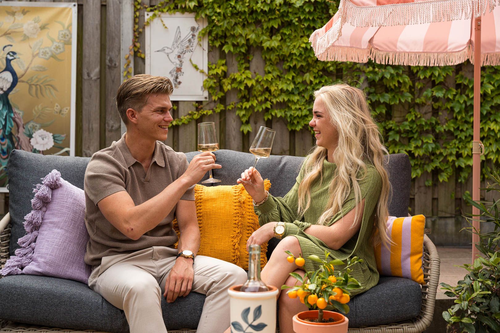 Bohemian loungeset met sfeervolle styling en warme uitstraling